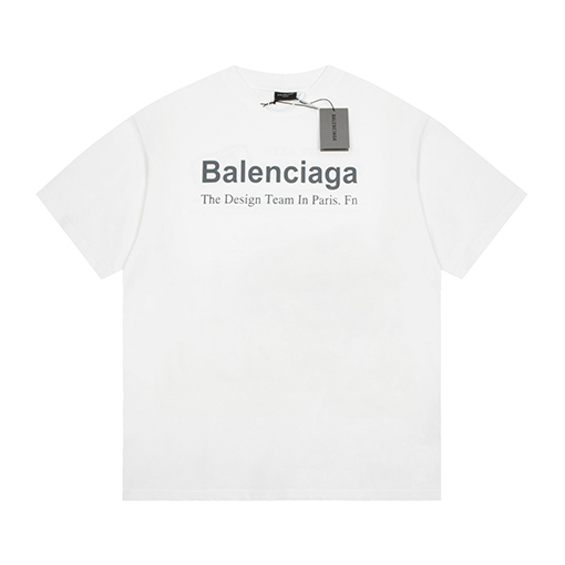 バレンシアガ 文字入り半袖Tシャツ