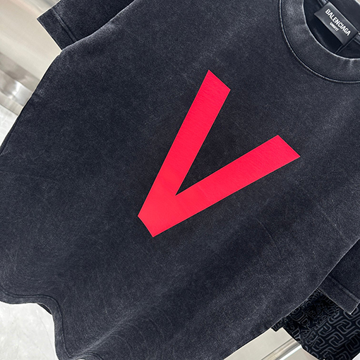 バレンシアガ スノーフレークプリント半袖Tシャツ