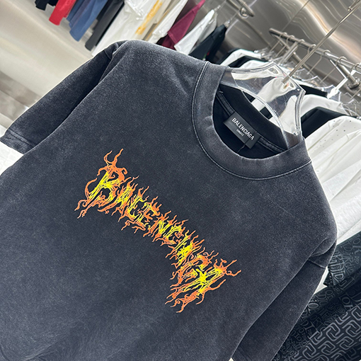 バレンシアガ スノーフレークプリントカスタム半袖Tシャツ