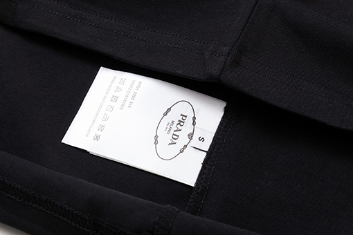 プラダ 三角皮章立体文字ロゴ半袖tシャツ