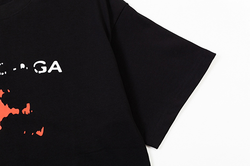 バレンシアガ 壊れたロック文字ロゴ半袖Tシャツ