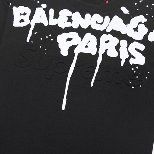 Balenciaga × Supreme グラフィティエンボス半袖tシャツ
