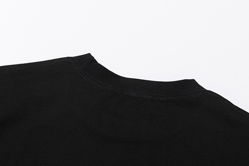 プラダ スパンコールロゴ半袖Tシャツ