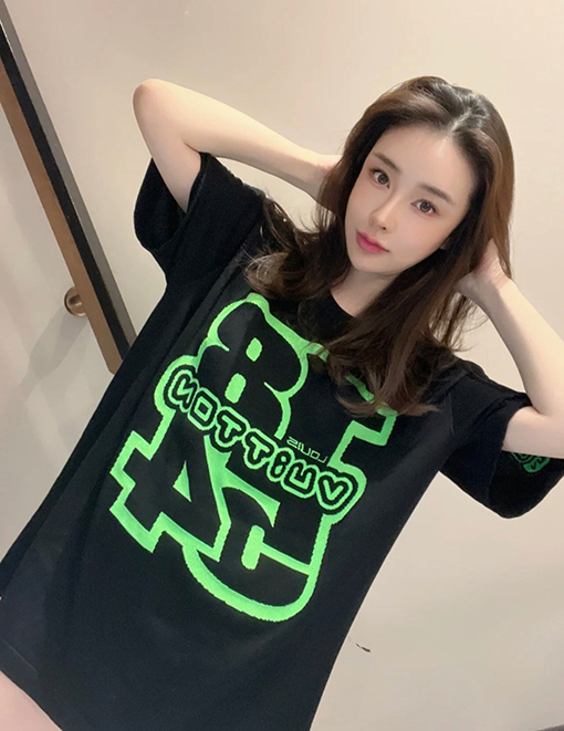 ルイヴィトン 新しいルイ1854ニット半袖Tシャツ