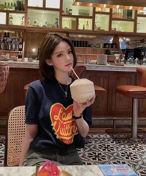 ルイヴィトン コラボハートニット半袖Tシャツ