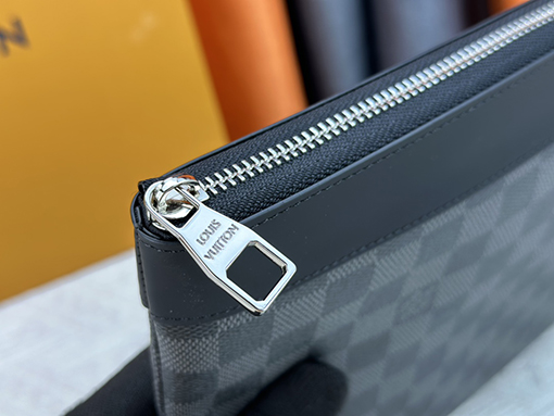 ルイヴィトン  62291黒格子POCHETTE APOLLOハンドバッグ M69411