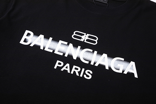 バレンシアガ クルーネックプリント半袖Tシャツ