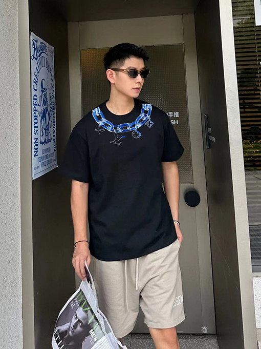 ルイヴィトン 個性的なプリント早春の新しい半袖tシャツ