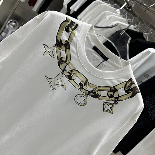 ルイヴィトン 個性的なプリント早春の新しい半袖tシャツ