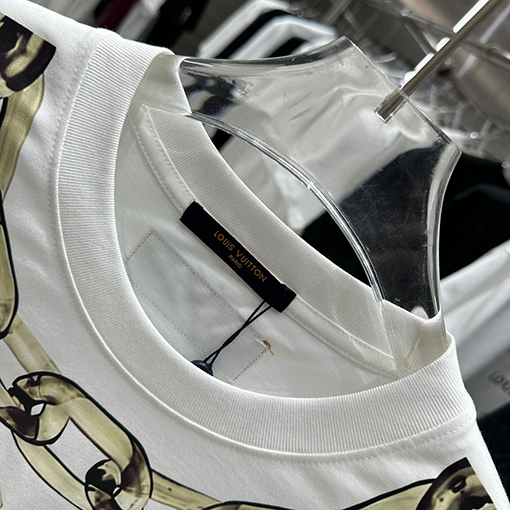 ルイヴィトン 個性的なプリント早春の新しい半袖tシャツ