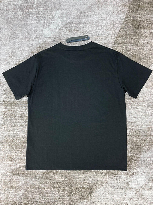 アミリ フロントとリアのアルファベットロゴプリント厚手プリント半袖Tシャツ
