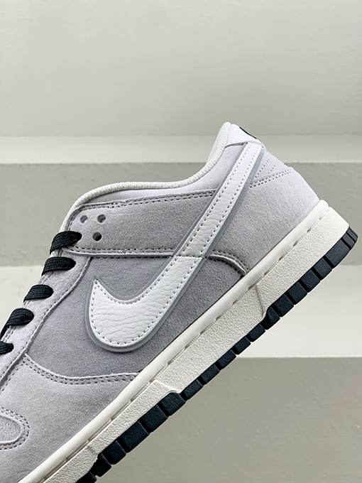 ナイキ スニーカー Otomo Katsuhiro x Nike SB Dunk Low