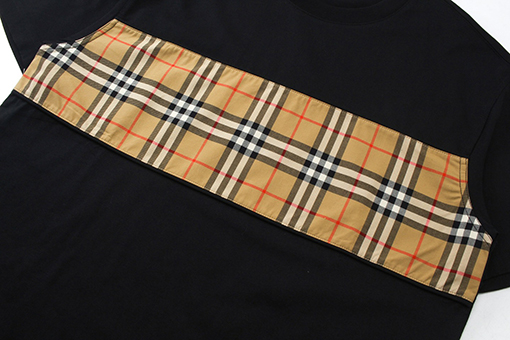 バーバリー 新しい胸元のチェック柄半袖Tシャツ