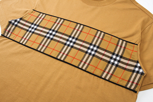 バーバリー 新しい胸元のチェック柄半袖Tシャツ