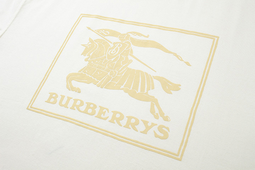 バーバリー 春先のラウンドネック半袖Tシャツ