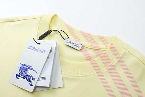バーバリー 年賀シリーズチェック柄袖コットン半袖Tシャツ