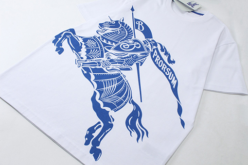 バーバリー スーパーコピー 新しいラウンドネックプリント半袖Tシャツ