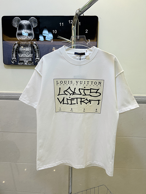 ルイヴィトン サイン入り刺繍半袖Tシャツ