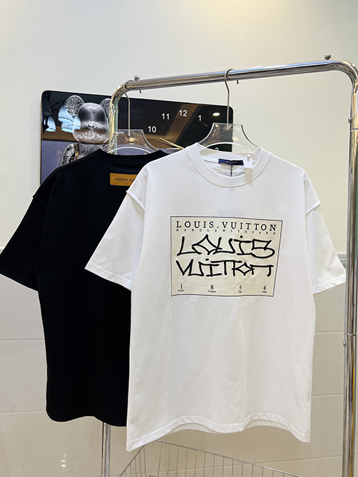 ルイヴィトン サイン入り刺繍半袖Tシャツ