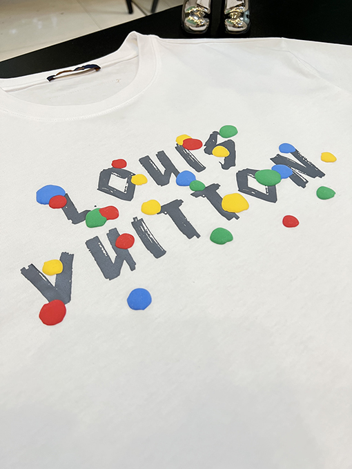 ルイヴィトン カラフルなドットフォーム文字プリント半袖Tシャツ