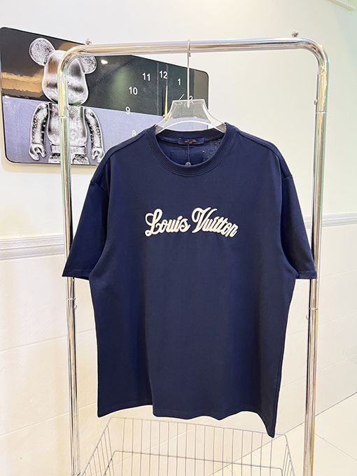ルイヴィトン サイン刺繍文字半袖tシャツ