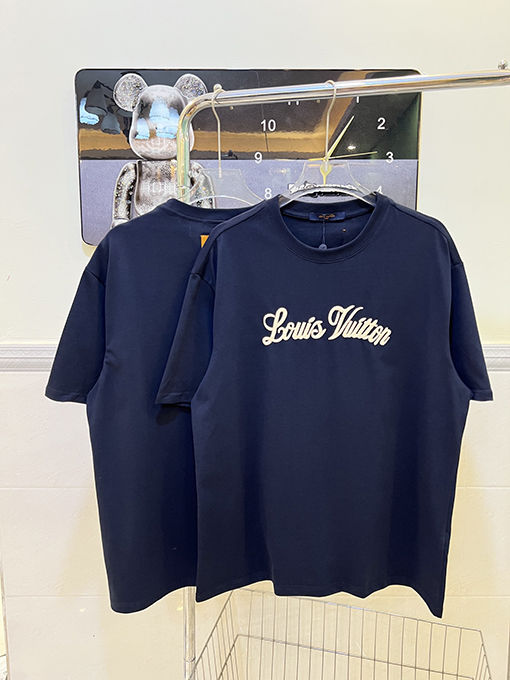 ルイヴィトン サイン刺繍文字半袖tシャツ