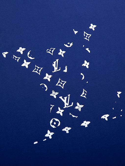 ルイヴィトン クラシックなロゴロゴプリント半袖Tシャツ