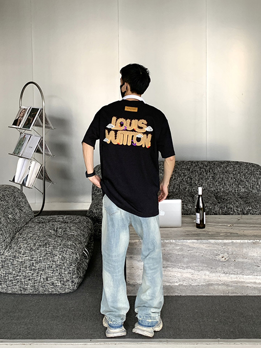 ルイヴィトン 毛巾で刺繍された龍年のゆったりとした広めのショートスリーブシャツ