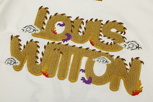 ルイヴィトン 毛巾で刺繍された龍年のゆったりとした広めのショートスリーブシャツ