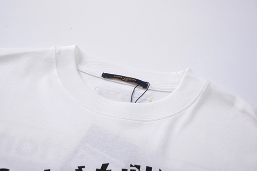 ルイヴィトン スキーシリーズプリント半袖Tシャツ