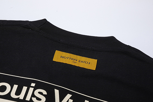 ルイヴィトン スキーシリーズプリント半袖Tシャツ