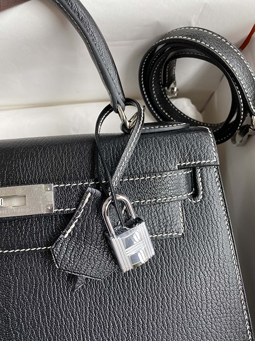 エルメス ケリー28 cm羊皮フル手縫いバッグ