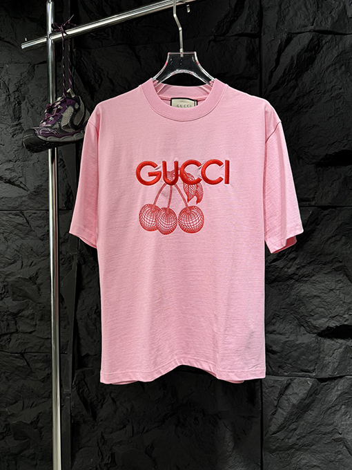 グッチ  新しいプリント刺繍半袖Tシャツ