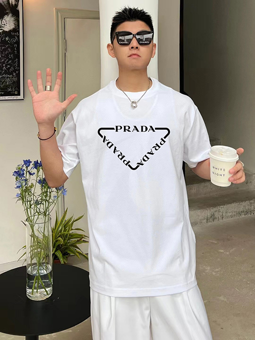 プラダ 新しいラウンドネックファッション個性的な半袖Tシャツ