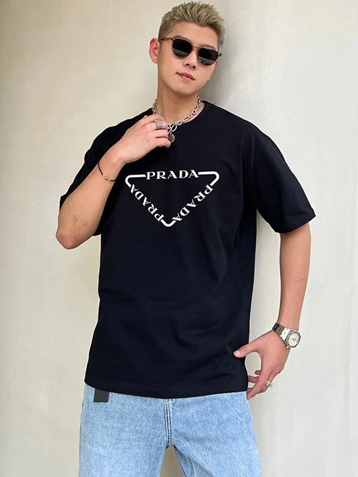 プラダ 新しいラウンドネックファッション個性的な半袖Tシャツ