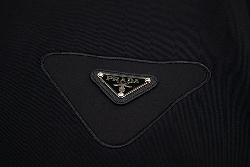 プラダ 刺繍カスタム三角章アルファベットロゴ半袖tシャツ