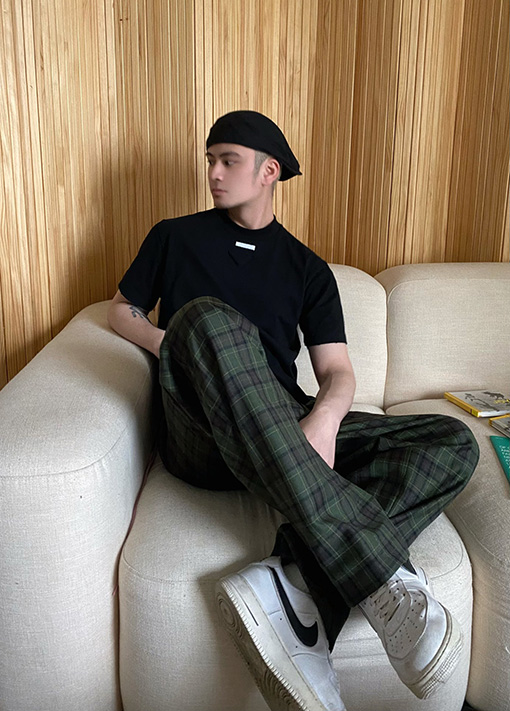 プラダ  コットンルーズ リブニットクルーネック半袖Tシャツ