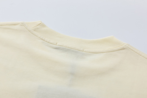 プラダ  襟元プリント半袖Tシャツ