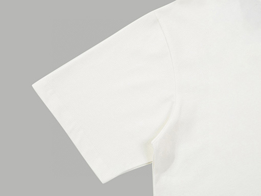 プラダ 三角マークの半袖Tシャツ