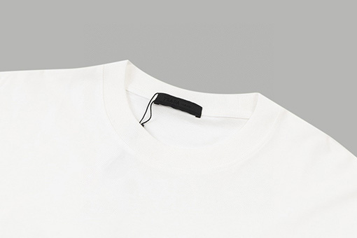 プラダ 三角マークの半袖Tシャツ