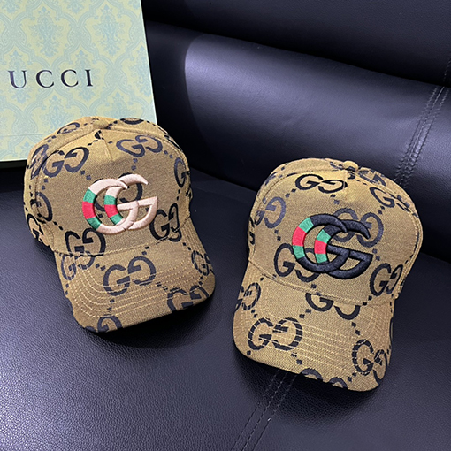 グッチ  ダブルGレタープリントキャップ