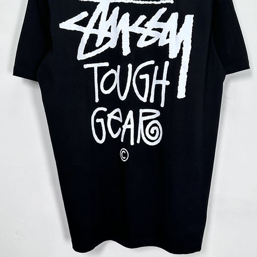 ステューシー レタープリント半袖Tシャツ