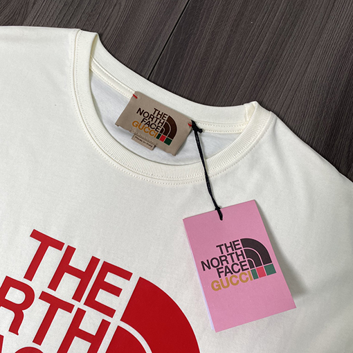THE NORTH FACE TNF X GUCCI ブラックキャットTシャツ