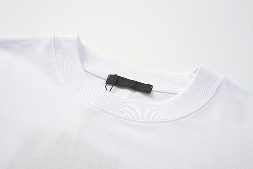 プラダ  胸のプリントフィルム半袖Tシャツ