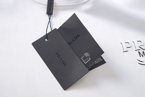 プラダ  胸のプリントフィルム半袖Tシャツ