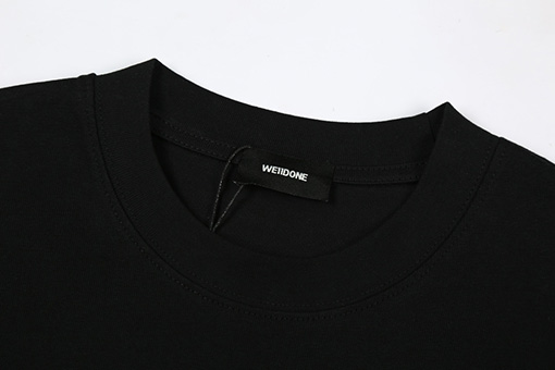 プラダコピー エンボス炒め塩馬溜半袖Tシャツ