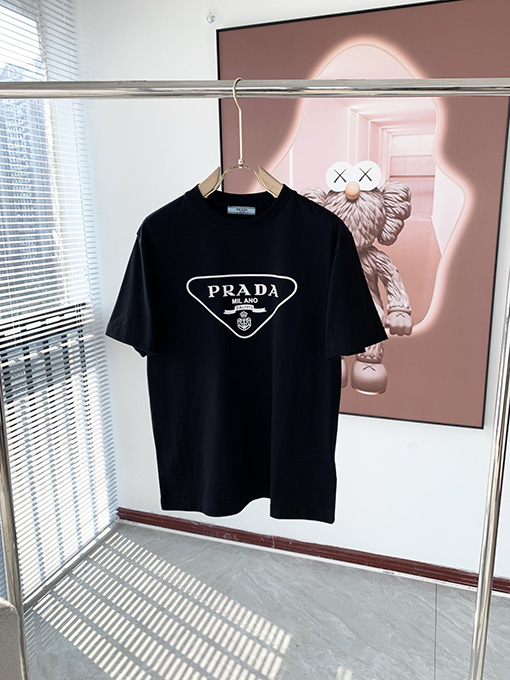プラダ コピー ロゴパターンプレスを採用半袖Tシャツ