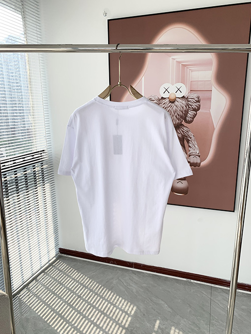 プラダ ロゴパターンプレスを採用半袖Tシャツ