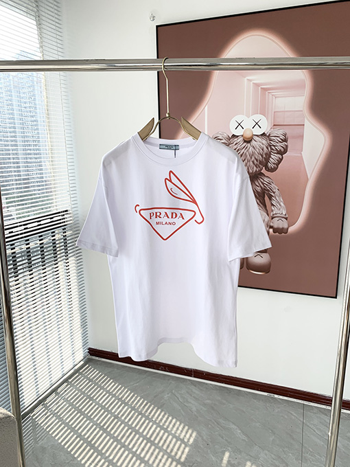 プラダ ロゴパターンプレスを採用半袖Tシャツ