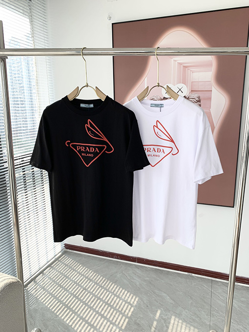 プラダ ロゴパターンプレスを採用半袖Tシャツ